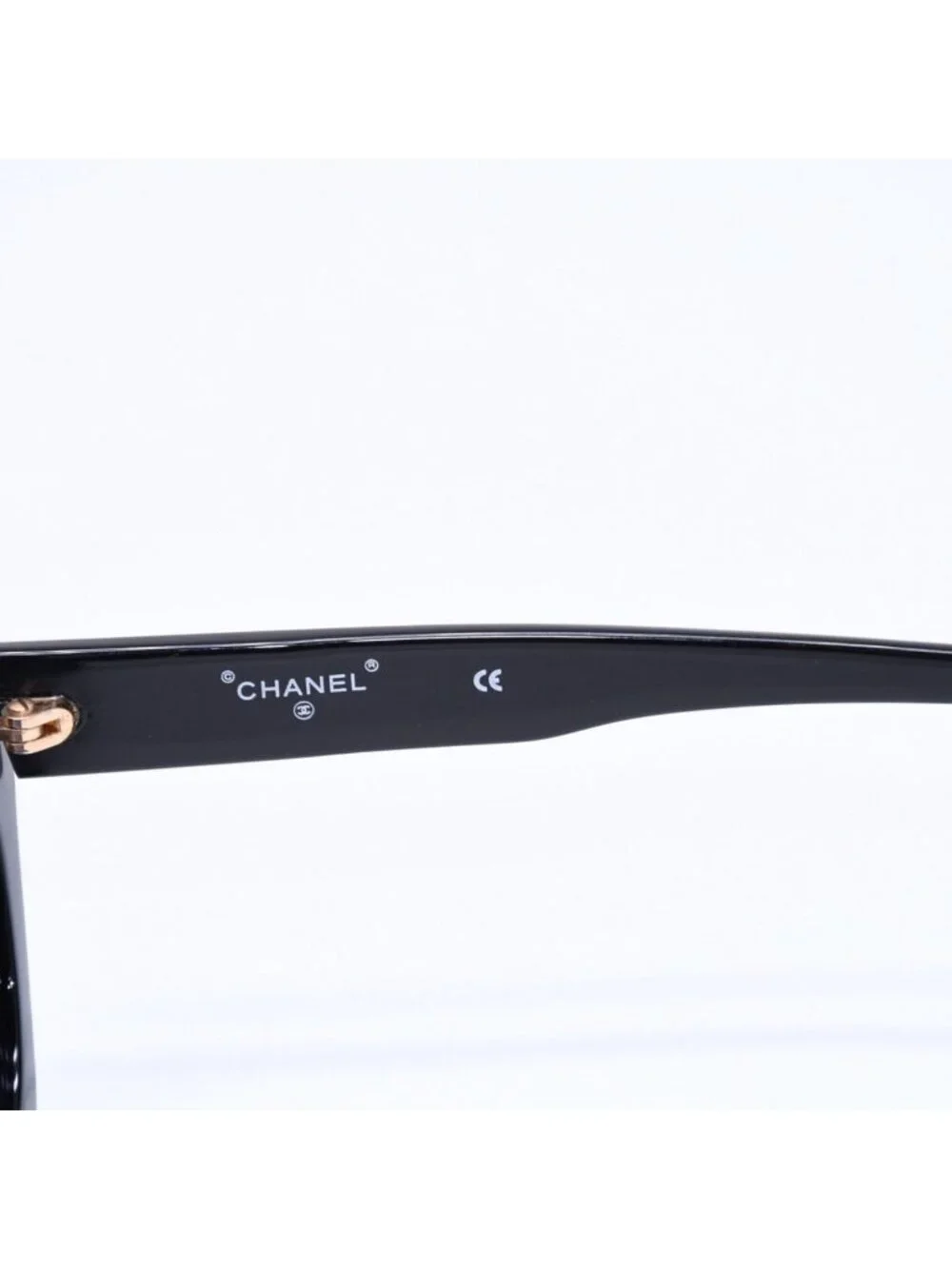 Chanel Cat's Eye Sunglasses Eyewear CC Logo Black Gold
